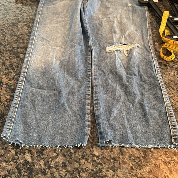 Rewash high rise slim straight Blue Distressed Jeans NWT 11/30 - Picture 10 of 15